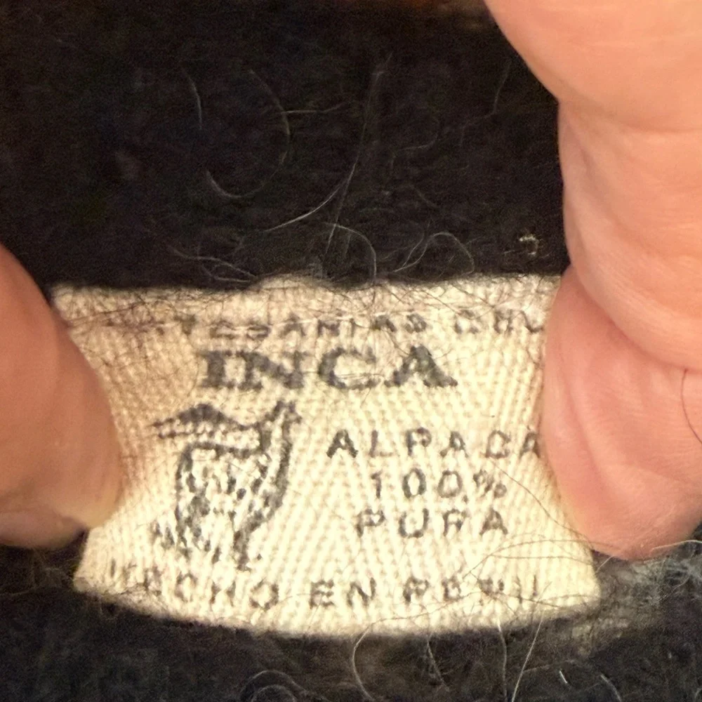 INCA Alpaca wool 100% Pura Cream,Black & Brown.  Small - Picture 3 of 5